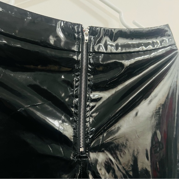 Princess Polly Black Leather Trousers Glossy High Waisted Pants Zip Up Closure - Picture 4 of 8